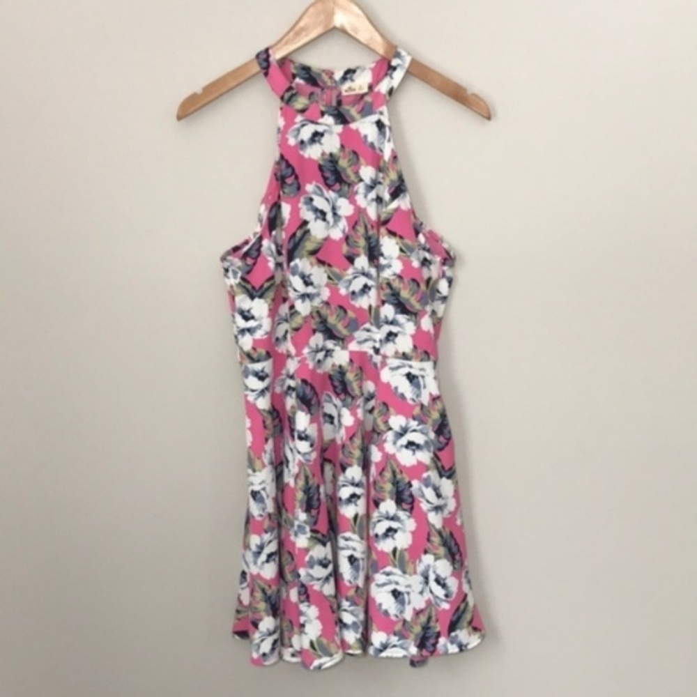 NWT Hollister Crescent Bay pink floral dress